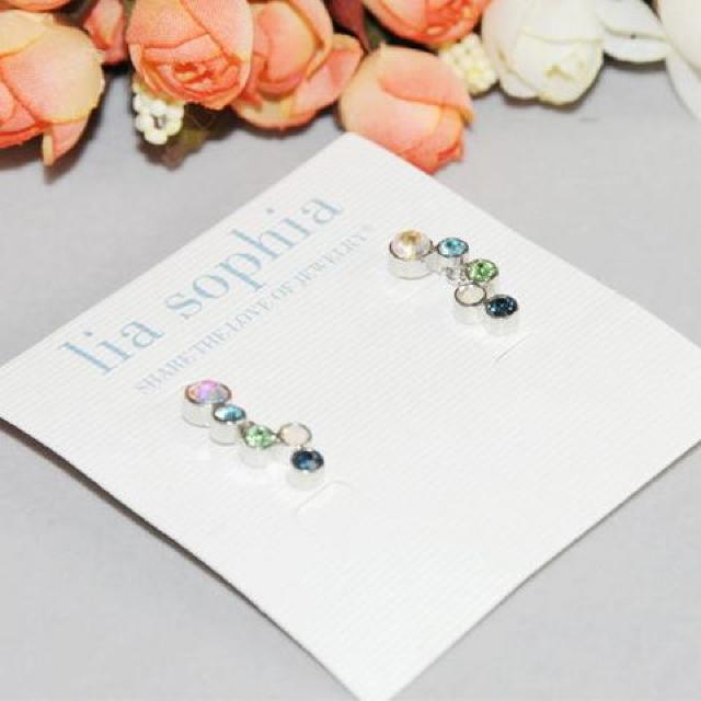 新品 lia sophia アンティーク調ストーンピアス < 女性アクセサリー/時計  新品 lia sophia アンティーク調ストーンピアス < 女性アクセサリー/時計の