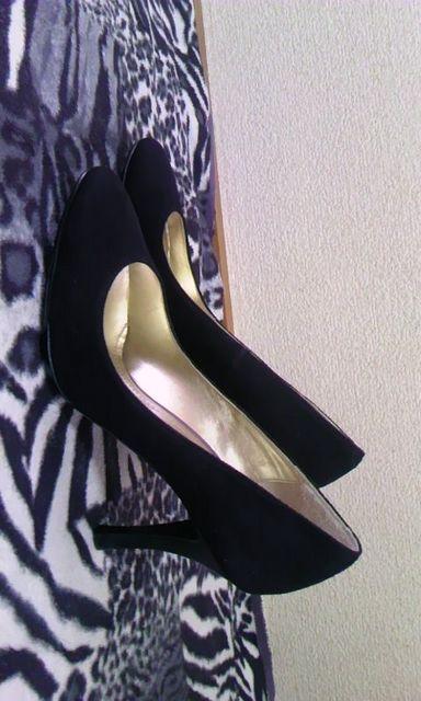 Pinky&Dianne〓黒〓スエード〓35 1/2〓アーモンドトゥ〓新品〓 < ブランド  Pinky&Dianne〓黒〓スエード〓35 1/2〓アーモンドトゥ〓新品〓 < ブランドの