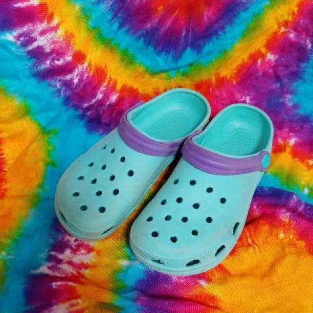 激カワッ(^ω^)男女兼用★クロックス風サンダル□22cm□ < キッズ/ベビー  激カワッ(^ω^)男女兼用★クロックス風サンダル□22cm□  < キッズ/ベビーの