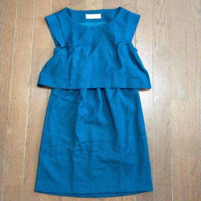 LIMITLESS LUXURYワンピース ノースリーブ < 女性ファッション  LIMITLESS LUXURYワンピース ノースリーブ  < 女性ファッションの