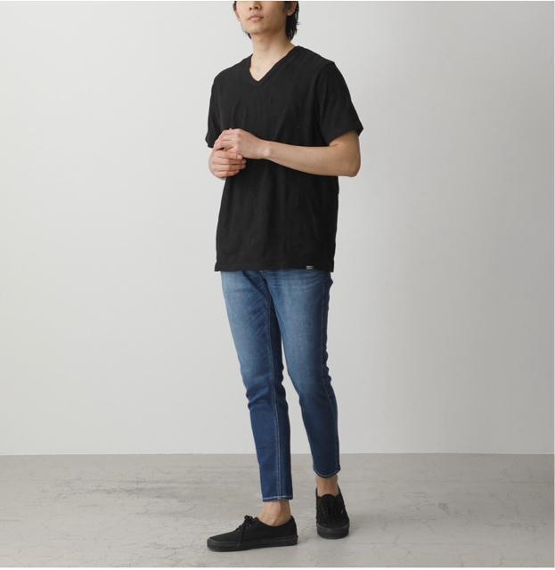 定価3,300円●シャドウカモVネックTシャツ【新品未使用】AZUL dy moussy men's●ブラック黒 < ブランド  定価3,300円●シャドウカモVネックTシャツ【新品未使用】AZUL dy moussy men's●ブラック黒 < ブランドの