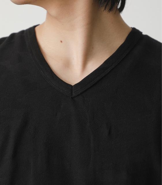 定価3,300円●シャドウカモVネックTシャツ【新品未使用】AZUL dy moussy men's●ブラック黒 < ブランド  定価3,300円●シャドウカモVネックTシャツ【新品未使用】AZUL dy moussy men's●ブラック黒 < ブランドの