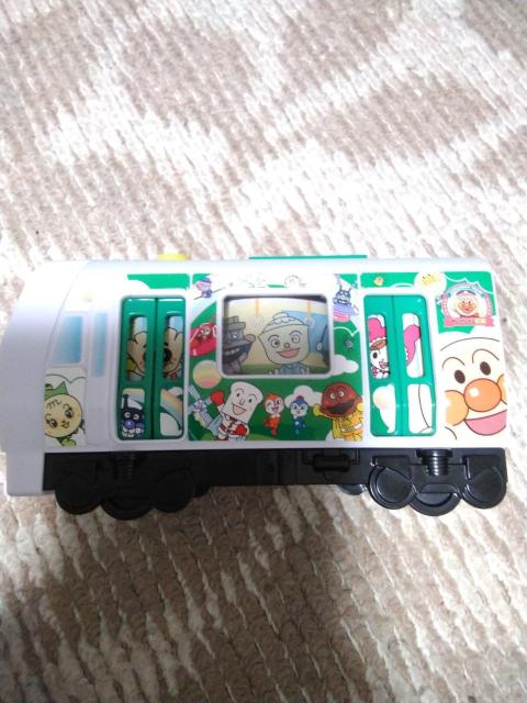 アンパンマン おしゃべり電車 < おもちゃ アンパンマン おしゃべり電車 < おもちゃの