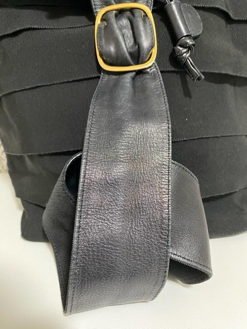 【中古】フェラガモ ヴァラ キャンバス×レザー ショルダーバッグ 肩掛けかばん < ブランド  【中古】フェラガモ ヴァラ キャンバス×レザー ショルダーバッグ 肩掛けかばん < ブランドの