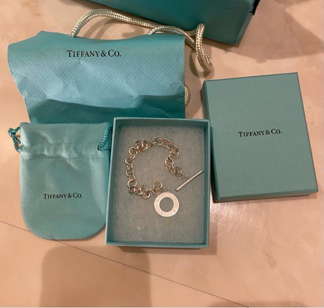 (���i) Tiffany & Co. �e�B�t�@�j�[ �g�O�� �u���X���b�g  �� �u�����h�� 