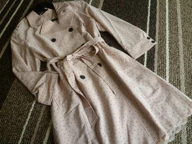 美品☆a.v.v(アー・ヴェ・ヴェ)ドット柄コート☆ < ブランド 美品☆a.v.v(アー・ヴェ・ヴェ)ドット柄コート☆ < ブランドの