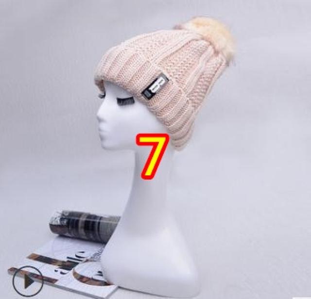 衝撃500円セール★新作 厚手の毛糸帽子★ニット帽 グレー < 女性ファッション  衝撃500円セール★新作 厚手の毛糸帽子★ニット帽 グレー < 女性ファッションの