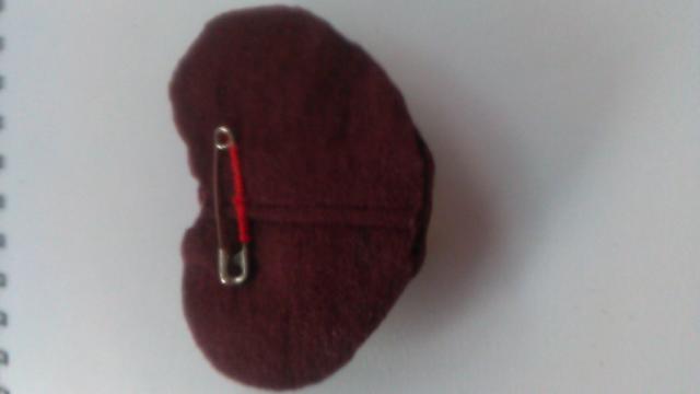 ハートのパールビーズブローチ < 女性ファッション ハートのパールビーズブローチ < 女性ファッションの