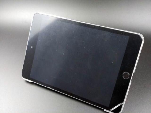 iPad mini4用 スタンドカバー ハードケース 三折 薄型 シルバー < 家電/AV iPad mini4用 スタンドカバー ハードケース 三折 薄型 シルバー < 家電/AVの