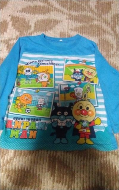 子供服   アンパンマン  長袖Tシャツ  100cm < キッズ/ベビー  子供服   アンパンマン  長袖Tシャツ  100cm  < キッズ/ベビーの