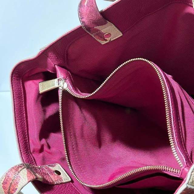 美品 FURLA フルラ レザー トートバッグ ショルダーバッグ 花柄 ピンク ベージュ < ブランド 美品 FURLA フルラ レザー トートバッグ ショルダーバッグ 花柄 ピンク ベージュ < ブランドの