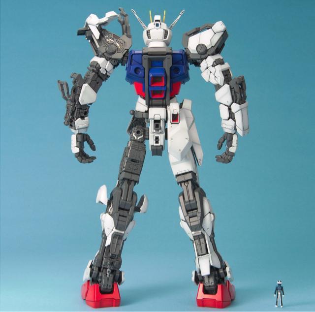 PG 1/60 ストライクガンダム < ホビー PG 1/60 ストライクガンダム < ホビーの