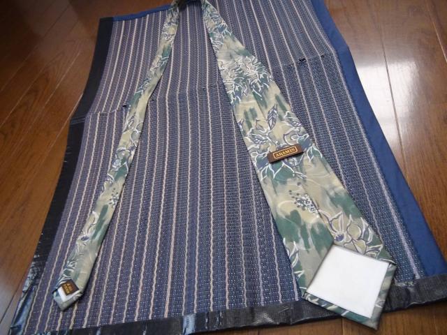 ARAMISのネクタイ絹100%!。 < 男性ファッション  ARAMISのネクタイ絹100%!。 < 男性ファッションの