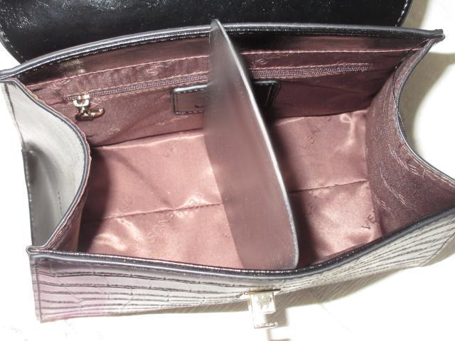 型押し本革☆ワンハンドル*ハンドバッグ*フォーマル*ブラック < 女性ファッション  型押し本革☆ワンハンドル*ハンドバッグ*フォーマル*ブラック < 女性ファッションの