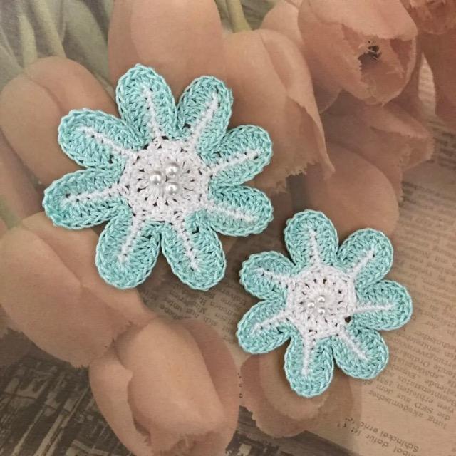 ハンドメイド♪レース編み 大小モチーフ2枚セット < 女性ファッション  ハンドメイド♪レース編み 大小モチーフ2枚セット  < 女性ファッションの