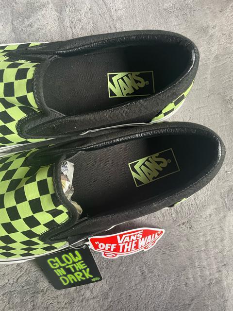 Vi@oY VANS Xj[J[ NVbN Xb|@Black Glow Checks Y@CO胂f@{^Cv