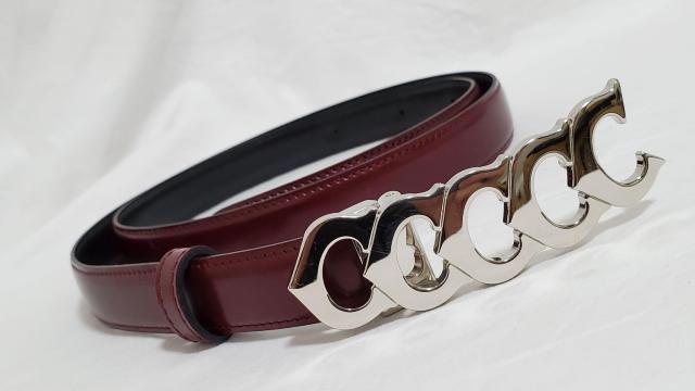 正規美 レア カルティエ 5連ロゴ コンビネーションCバックル レザーベルト 赤×黒 81~94 調節可 クラシックラグジュアリー < ブランド  正規美 レア カルティエ 5連ロゴ コンビネーションCバックル レザーベルト 赤×黒 81~94 調節可 クラシックラグジュアリー  < ブランドの
