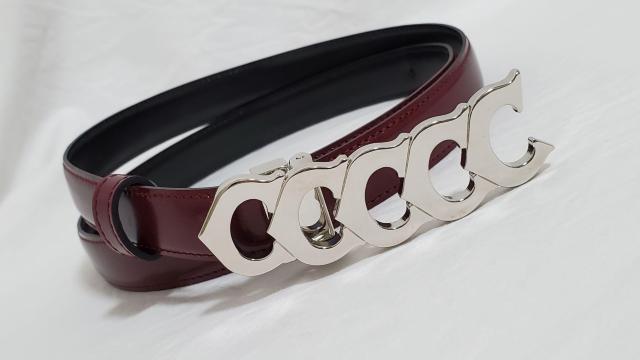 正規美 レア カルティエ 5連ロゴ コンビネーションCバックル レザーベルト 赤×黒 81~94 調節可 クラシックラグジュアリー < ブランド  正規美 レア カルティエ 5連ロゴ コンビネーションCバックル レザーベルト 赤×黒 81~94 調節可 クラシックラグジュアリー < ブランドの