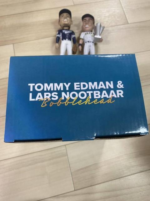 超超レア貴重なチケット付き1点限定!ラーズ・ヌートバー& トミー・エドマン WBC 世界一(ラーズ・ヌートバー)大型ボブルヘッド < レジャー/スポーツ 超超レア貴重なチケット付き1点限定!ラーズ・ヌートバー& トミー・エドマン WBC 世界一(ラーズ・ヌートバー)大型ボブルヘッド < レジャー/スポーツの