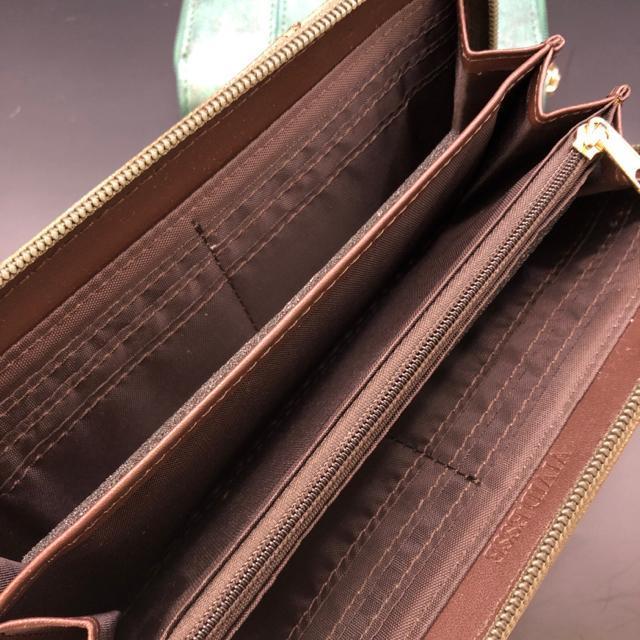 即決 VIVID ESSE 長財布 二つ折り財布 2個セット < 女性ファッション  即決 VIVID ESSE 長財布 二つ折り財布 2個セット < 女性ファッションの