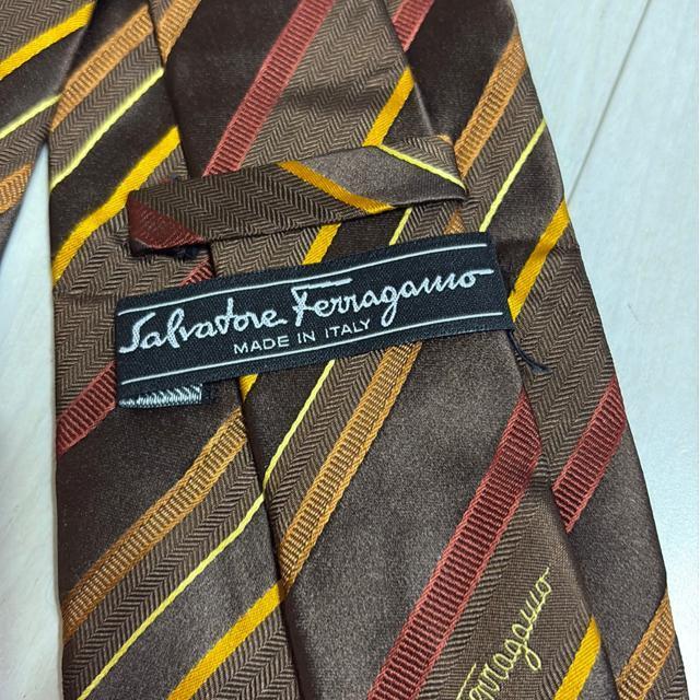送料無料フェラガモネクタイ < 男性ファッション 送料無料フェラガモネクタイ < 男性ファッションの