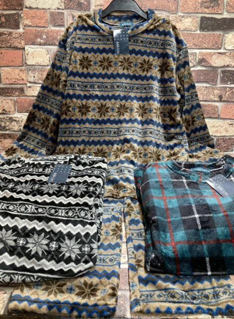 【画像1枚目の右下のお品】暖か&柔らかく&滑らかで着心地抜群!メンズフランネル裏起毛丸首ルームウェア上下セット < 男性ファッション 【画像1枚目の右下のお品】暖か&柔らかく&滑らかで着心地抜群!メンズフランネル裏起毛丸首ルームウェア上下セット < 男性ファッションの