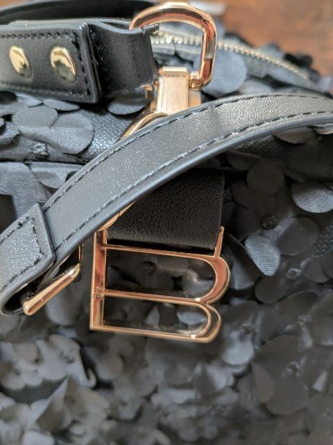 Bibiy 黒 ショルダーバッグ 花 < 女性ファッション Bibiy 黒 ショルダーバッグ 花 < 女性ファッションの