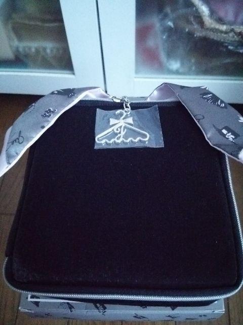 ☆新品未使用品☆ジルスチュアート・リボンポーチ☆(限定品) < ブランド ☆新品未使用品☆ジルスチュアート・リボンポーチ☆(限定品) < ブランドの