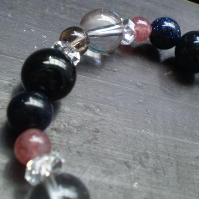 オニキスxゴールドストーンxモスコバイトブレスレット 天然石 パワーストーン < 女性アクセサリー/時計 オニキスxゴールドストーンxモスコバイトブレスレット 天然石 パワーストーン < 女性アクセサリー/時計の