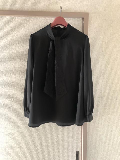 マリークヮントMARY QUANT マリクワ デイジー柄ボウタイブラウス < ブランド  マリークヮントMARY QUANT マリクワ デイジー柄ボウタイブラウス < ブランドの