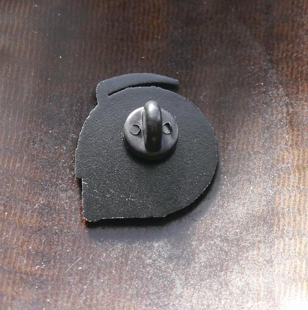 新品 ユニーク ホラー系 ダークコメディ系 ピンブローチ ピンバッジ ピンズ 4個セット 死神 < 女性アクセサリー/時計  新品 ユニーク ホラー系 ダークコメディ系 ピンブローチ ピンバッジ ピンズ 4個セット 死神 < 女性アクセサリー/時計の