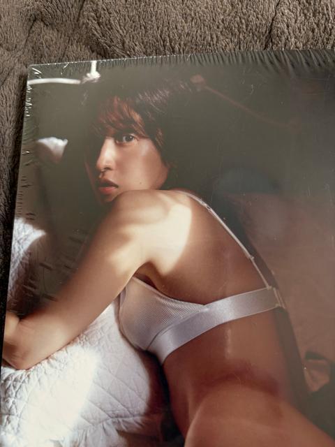タンス整理品 新品未開封 送料込み 元NMB48 梅田彩佳さん写真集 < 本/雑誌  タンス整理品 新品未開封 送料込み 元NMB48 梅田彩佳さん写真集 < 本/雑誌の