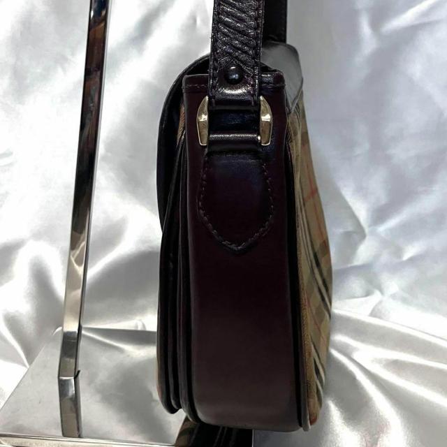BURBERRY バーバリー ノバチェック ショルダーバッグ ボルドー ヴィンテージ < ブランド BURBERRY バーバリー ノバチェック ショルダーバッグ ボルドー ヴィンテージ < ブランドの