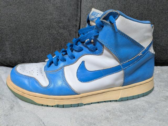 NIKE �_���N HIGH UNC 1999�N�� �z���C�g�~�J�����C�i�u���[ �� �j���t�@�b�V������ 