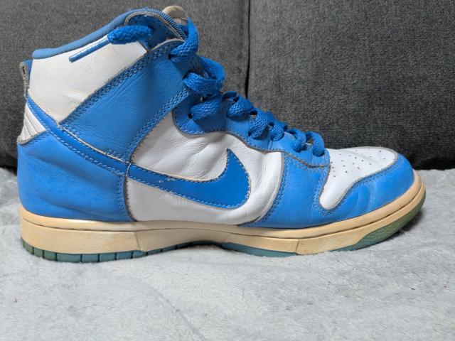 NIKE �_���N HIGH UNC 1999�N�� �z���C�g�~�J�����C�i�u���[ �� �j���t�@�b�V������ 