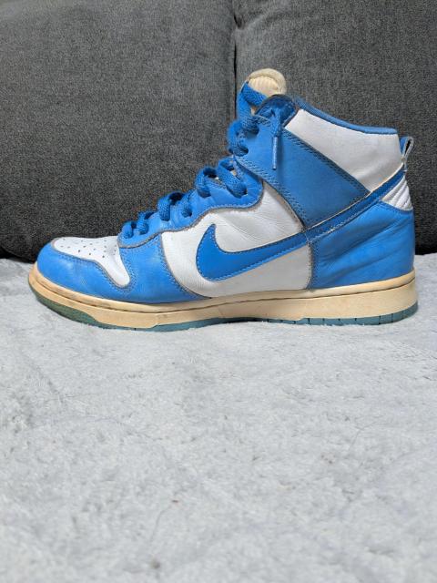 NIKE �_���N HIGH UNC 1999�N�� �z���C�g�~�J�����C�i�u���[ �� �j���t�@�b�V������ 