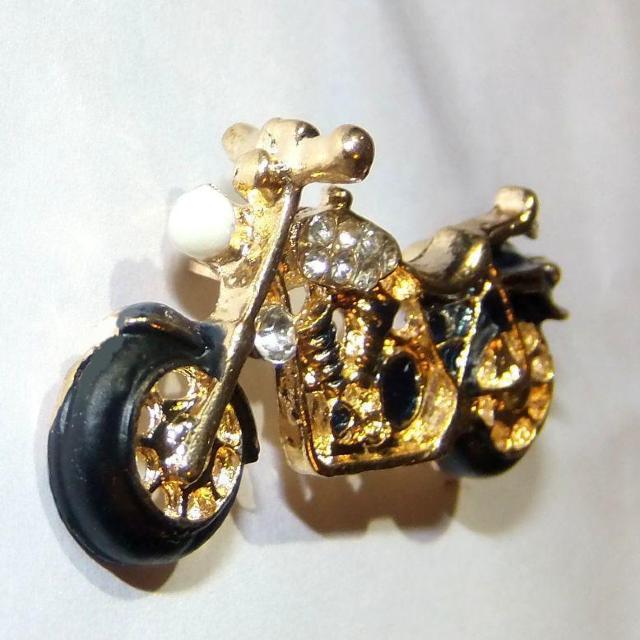 2個 バイク 単車 ラインストーン バッジ ブローチ ピンバッジ 赤色 黒色 < 男性アクセサリー/時計  2個 バイク 単車 ラインストーン バッジ ブローチ ピンバッジ 赤色 黒色 < 男性アクセサリー/時計の