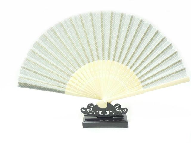 和扇子 ・竹骨/布面 ・新品 < 女性ファッション 和扇子 ・竹骨/布面 ・新品 < 女性ファッションの