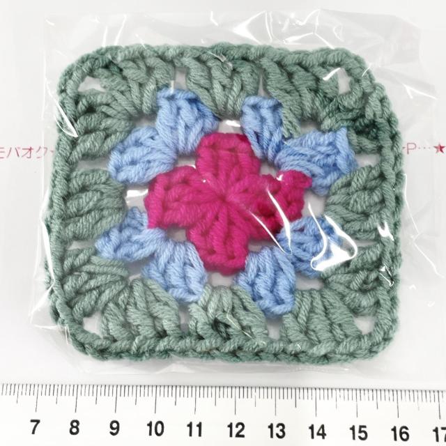 23*ハンドメイド♪毛糸のグラニースクエアモチーフ 裏面も綺麗☆12 < ペット/手芸/園芸  23*ハンドメイド♪毛糸のグラニースクエアモチーフ 裏面も綺麗☆12  < ペット/手芸/園芸の