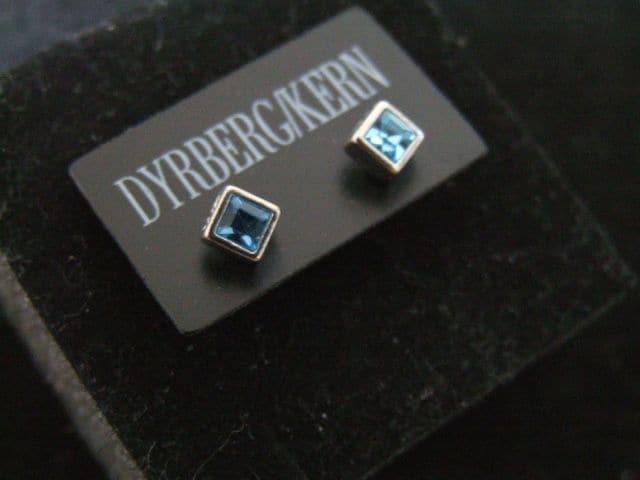 新品DYRBERG/KERN ゴシックアンティーク調水色ストーンピアス < 女性アクセサリー/時計  新品DYRBERG/KERN ゴシックアンティーク調水色ストーンピアス  < 女性アクセサリー/時計の