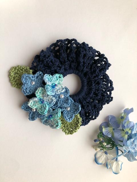 ハンドメイド  シュシュ ブルーの紫陽花♪ ガーリー ビーズ < 女性ファッション  ハンドメイド  シュシュ ブルーの紫陽花♪ ガーリー ビーズ < 女性ファッションの