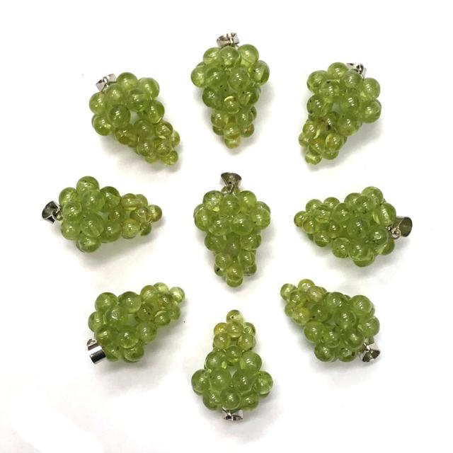 送料無料☆ペリドットの葡萄☆ネックレス (1個) < 女性アクセサリー/時計  送料無料☆ペリドットの葡萄☆ネックレス (1個) < 女性アクセサリー/時計の
