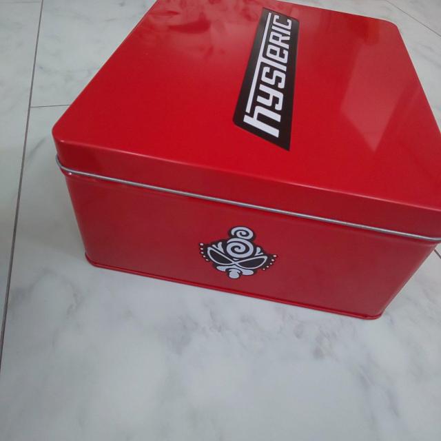 ヒステリックミニ ヒスミニ 缶ケース < ブランド  ヒステリックミニ ヒスミニ 缶ケース < ブランドの
