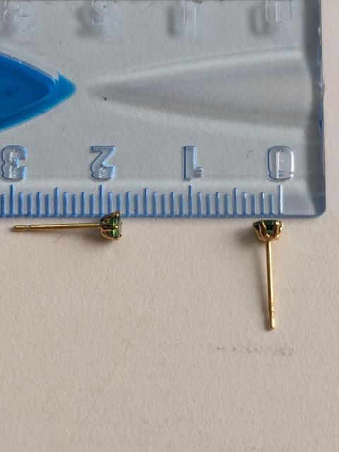 グリーンガーネットのピアスK18 < 女性アクセサリー/時計  グリーンガーネットのピアスK18 < 女性アクセサリー/時計の