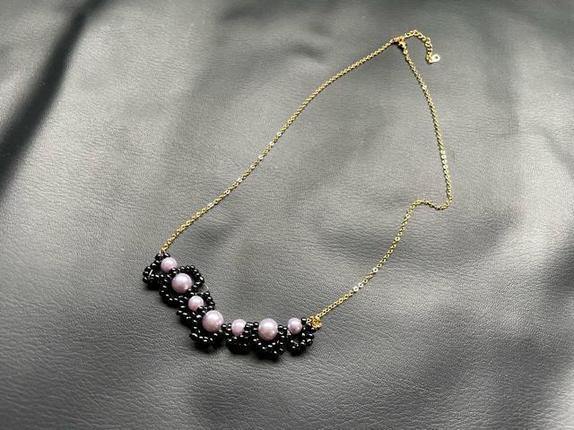 a7�r�[�Y�҃f�U�C���l�b�N���X �� �����A�N�Z�T���[/���v�� 