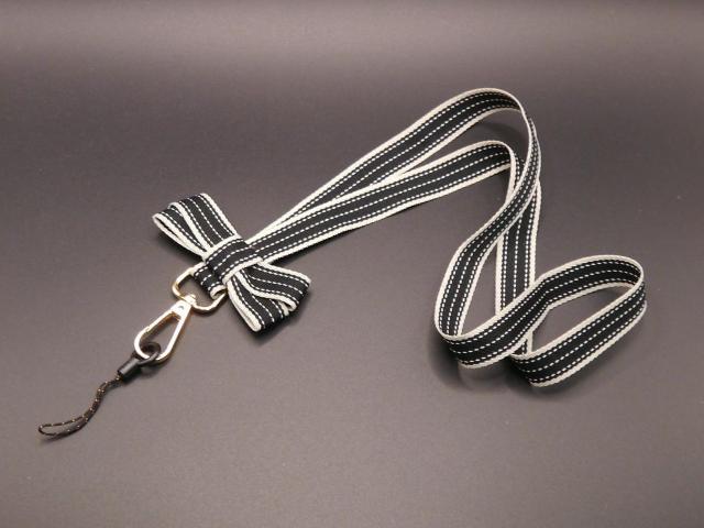 新品 リボンタイプ スマホ ネックストラップ 黒 スマホストラップ 携帯ストラップ < 家電/AV 新品 リボンタイプ スマホ ネックストラップ 黒 スマホストラップ 携帯ストラップ < 家電/AVの