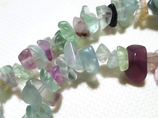 天然石★フローライト さざれ 1連 < 女性アクセサリー/時計  天然石★フローライト さざれ 1連 < 女性アクセサリー/時計の