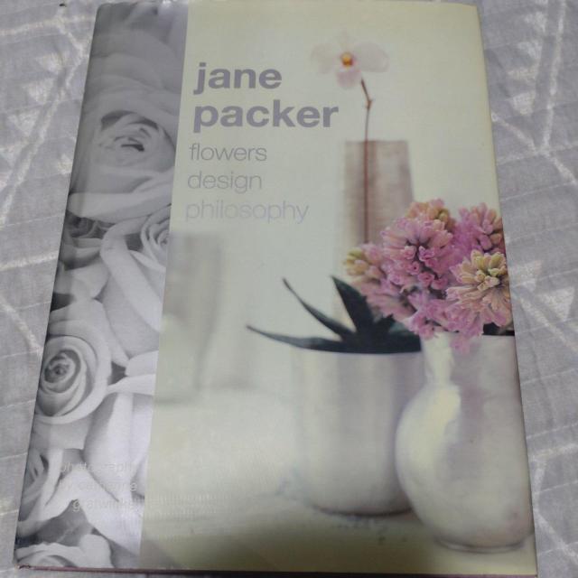 WF[pbJ[@flowerdesignphilosophy   {/G 