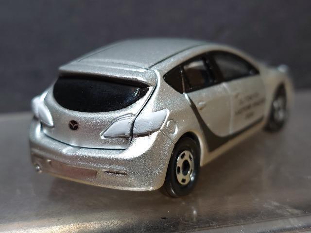 ★第42回東京モーターショー開催記念トミカ★NO.6 マツダ アクセラスポーツ★ < ホビー ★第42回東京モーターショー開催記念トミカ★NO.6 マツダ アクセラスポーツ★ < ホビーの