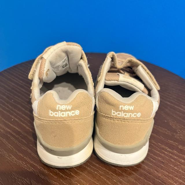 ニューバランス YV996CBE キッズスニーカー 17cm ベージュ 子供靴 マジックテープ < ブランド ニューバランス YV996CBE キッズスニーカー 17cm ベージュ 子供靴 マジックテープ < ブランドの